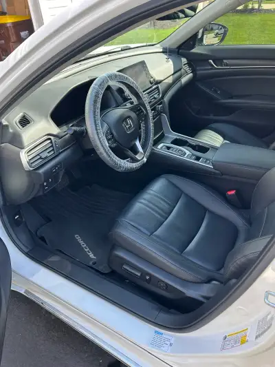 Interior detail — Honda Accord